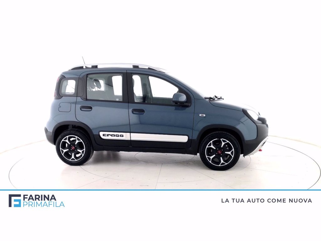 FIAT PANDA HYBRID CROSS 70CV