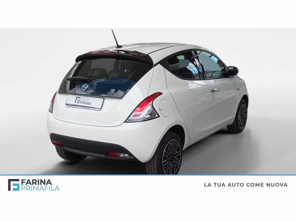 LANCIA Ypsilon 1.0 firefly hybrid oro s&s 70cv