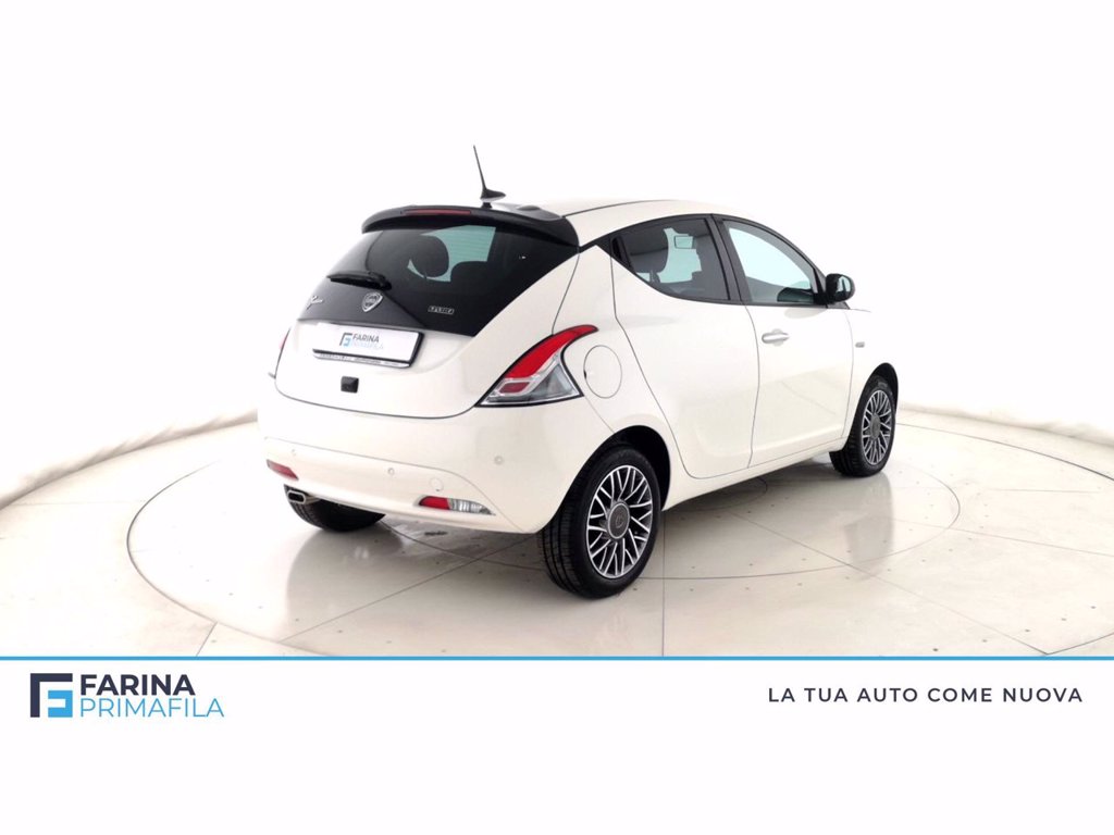 LANCIA Ypsilon 1.0 firefly hybrid gold plus s&s 70cv 5p.ti