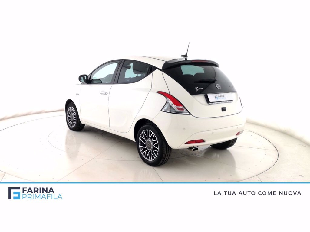 LANCIA Ypsilon 1.0 firefly hybrid gold plus s&s 70cv 5p.ti