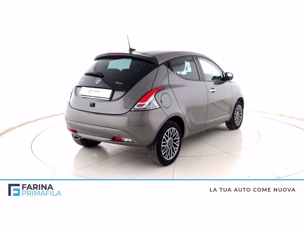 LANCIA Ypsilon 1.0 firefly hybrid gold plus s&s 70cv 5p.ti