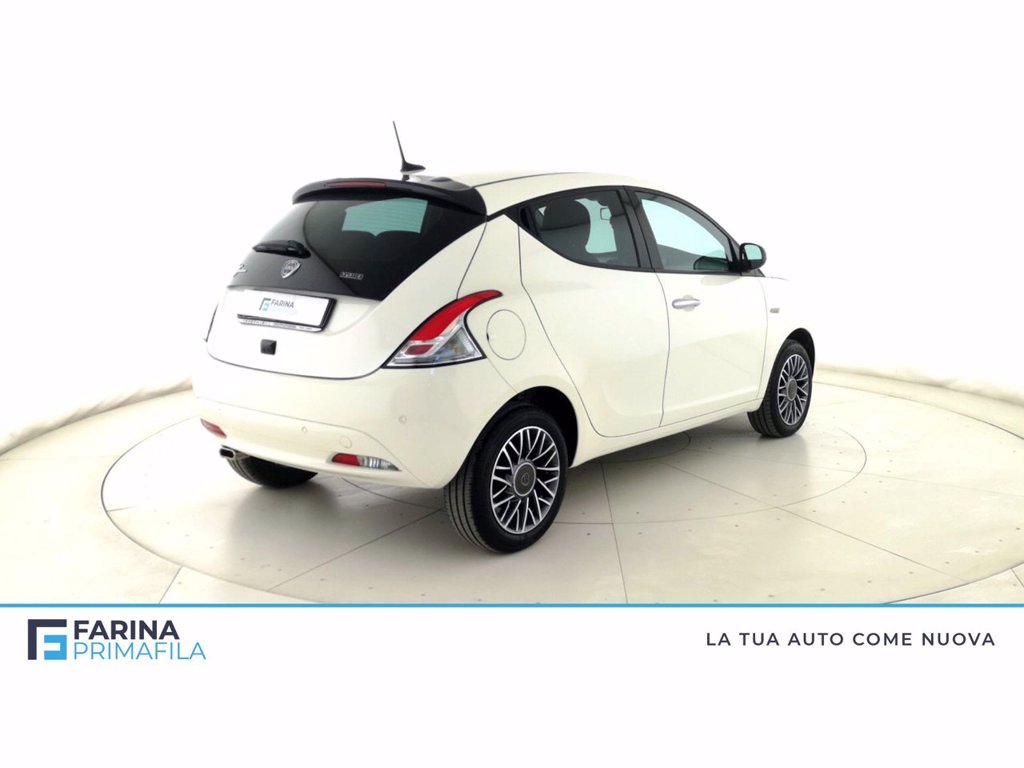 LANCIA Ypsilon 1.0 firefly hybrid gold plus s&s 70cv 5p.ti